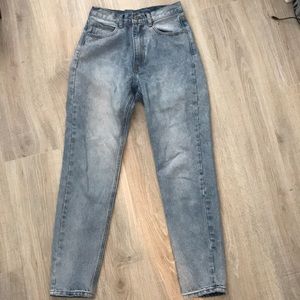 Straight leg High Waisted Brandy Melville Jeans